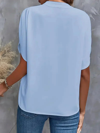 T-Shirt mit V-Ausschnitt | WIENNA