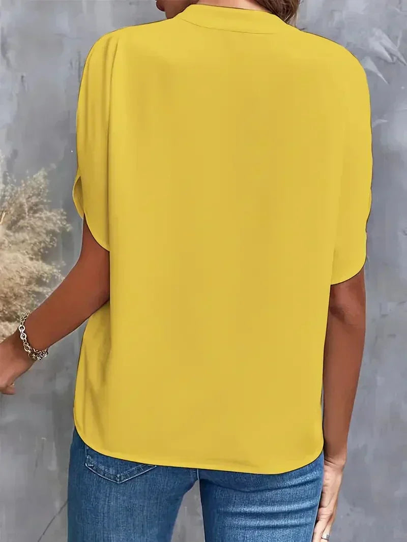 T-Shirt mit V-Ausschnitt | WIENNA