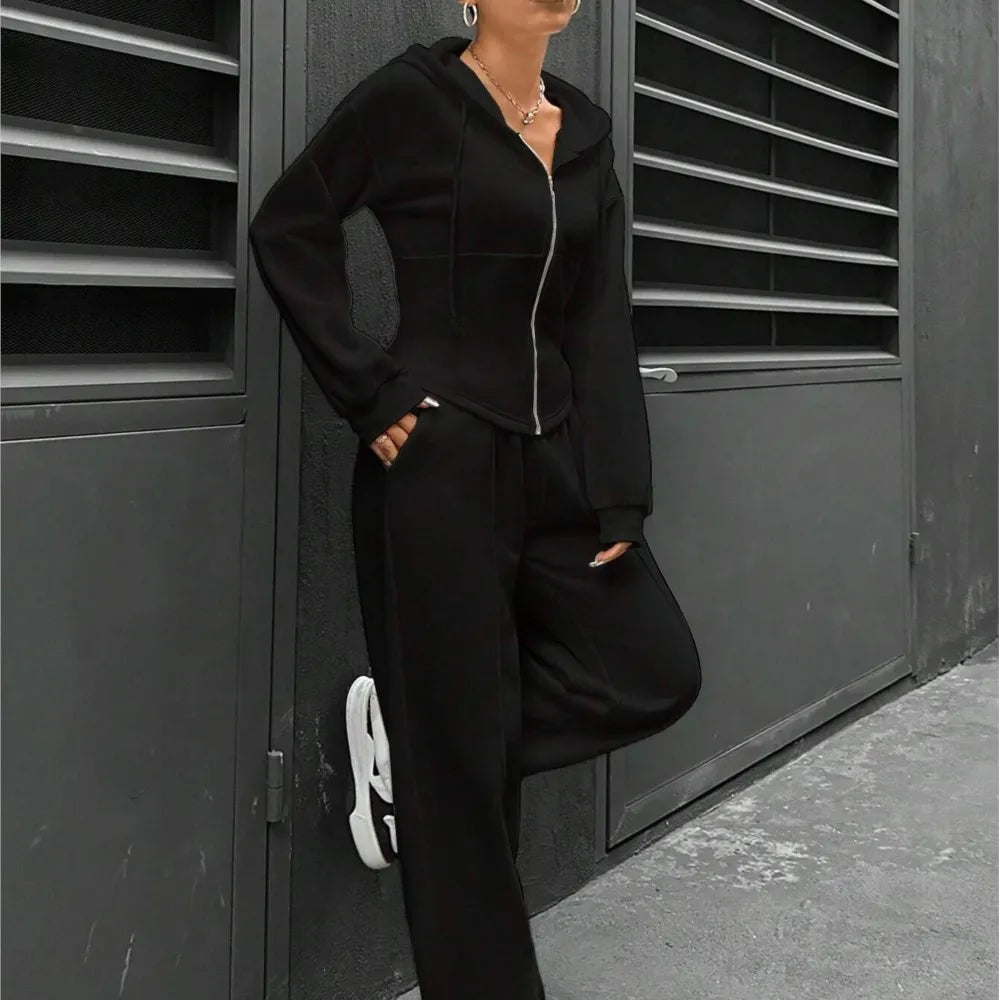 ELEGANT TRAININGSANZUG WIENNA